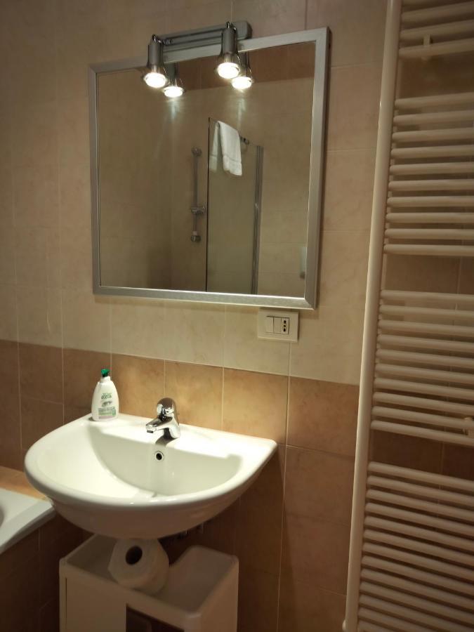 Casavacanzacentrale Privato Apartman Bologna Kültér fotó